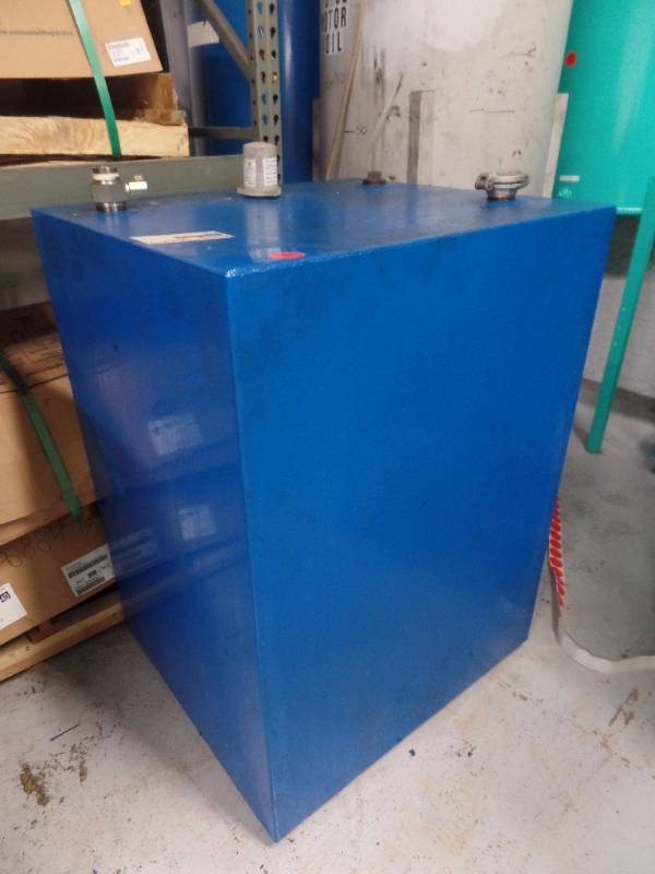 240 GALLON STEEL TANK
