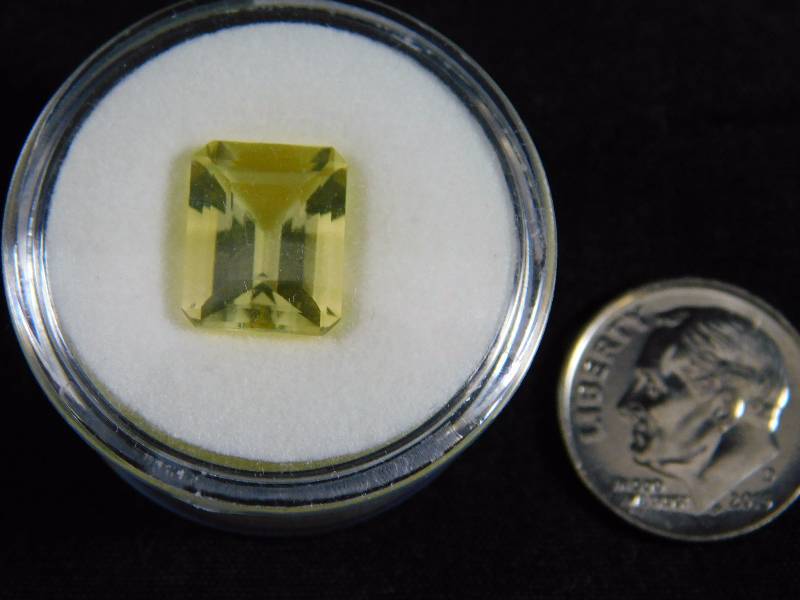 4 ct Gemstone