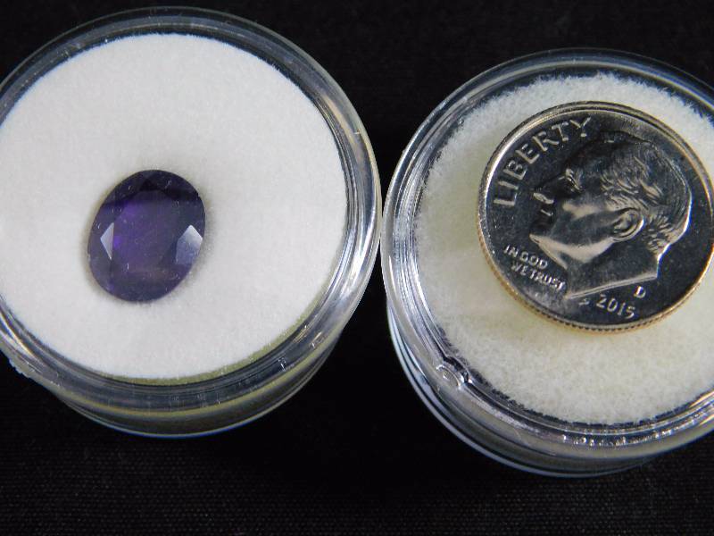 2.5 ct Oval Cut Gemstone