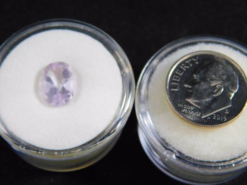 2.5 ct Oval cut Gemstone