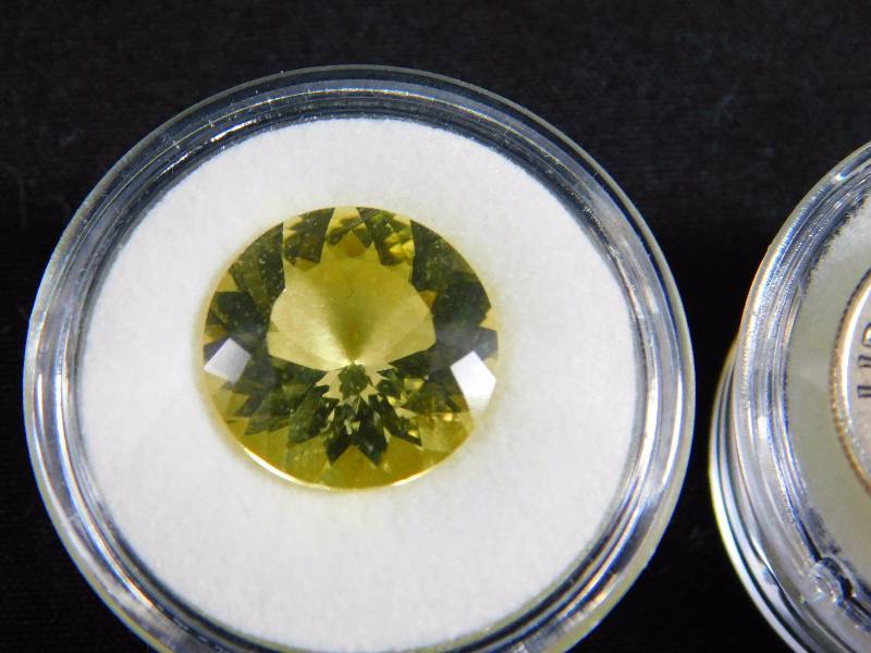 6.9 ct Gemstone