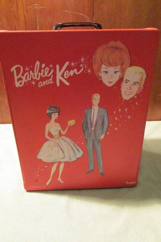 lot 37 image: Vintage Barbie And Ken Case