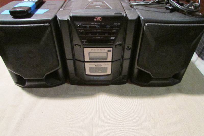 lot 51 image: JVC Stereo