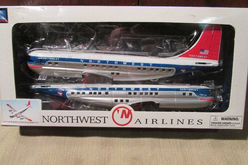 lot 62 image: Northwest Airlines Model