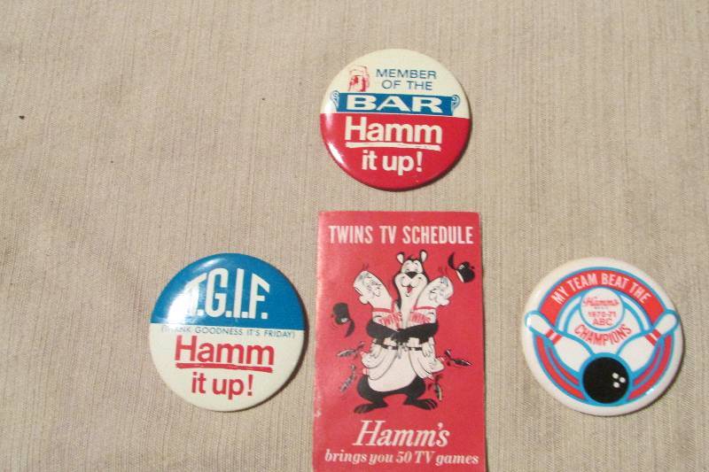lot 67 image: Vintage Hamms Collectibles
