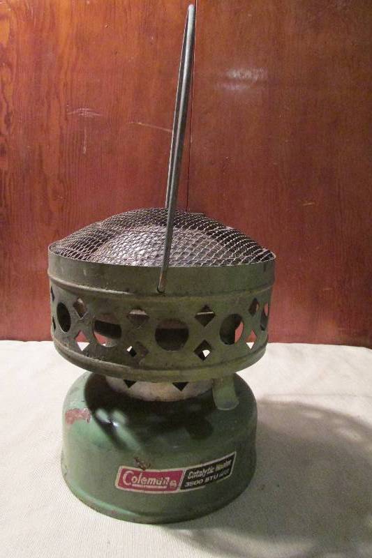 lot 72 image: Vintage Coleman Heater