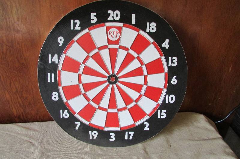 lot 86 image: Dart Board