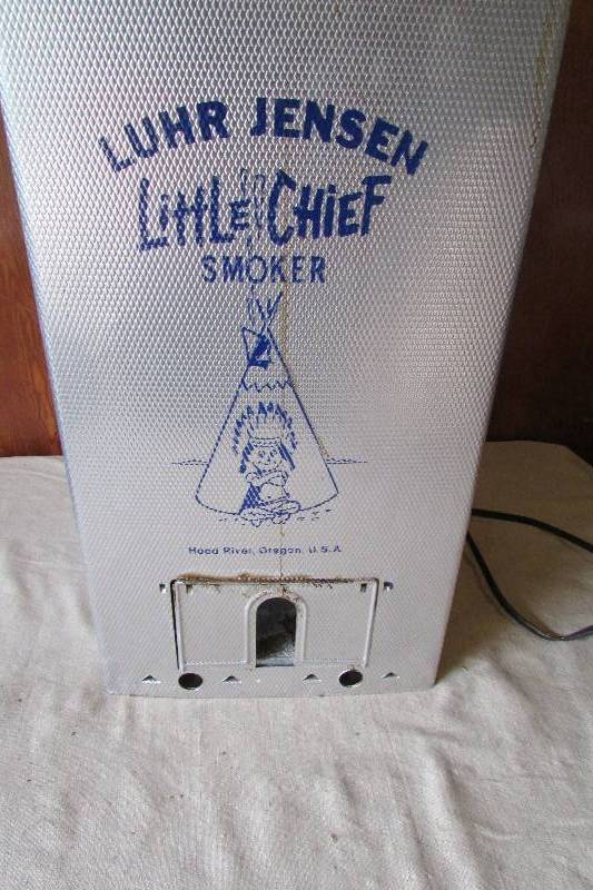 lot 87 image: Vintage Electric Smoker