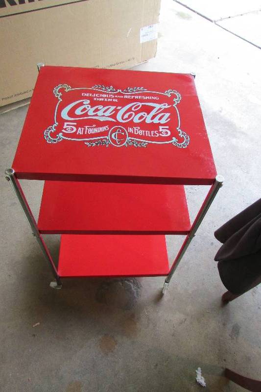 lot 96 image: Coca-Cola Cart