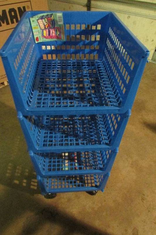 lot 101 image: Stackable Storage Bins