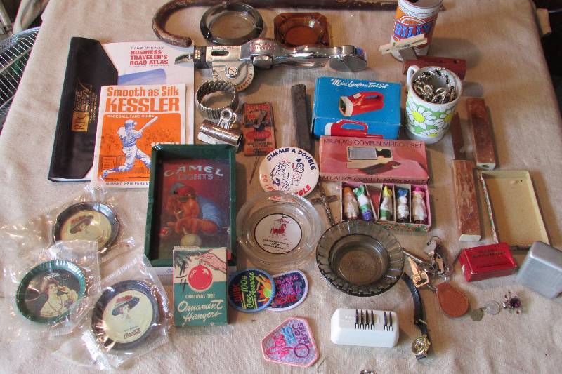 lot 133 image: Vintage Lot