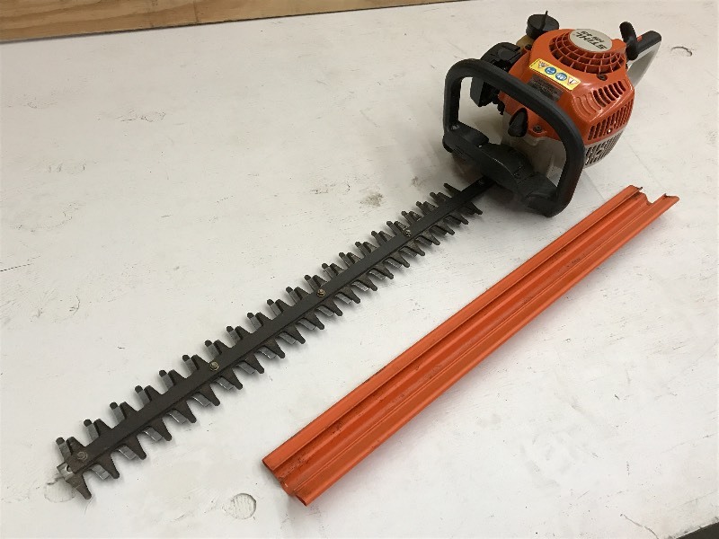 Stihl HS45 Hedge Trimmer, Runs & Operates
