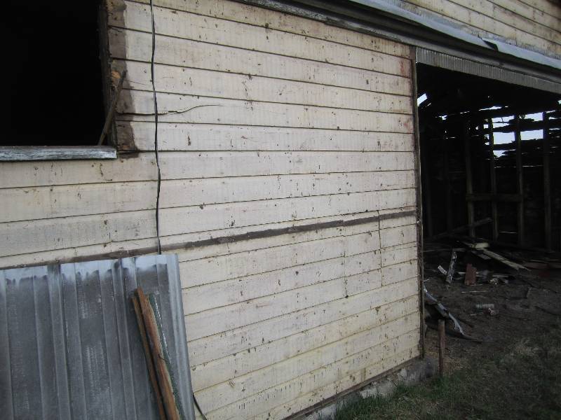 Old Grainery to be removed