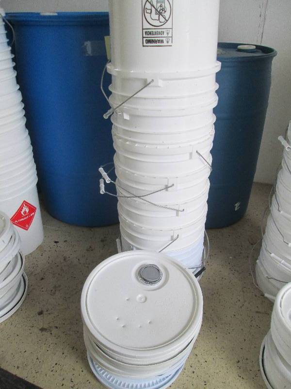 Lot of 9 5 Gallon Plastic Pails wi...