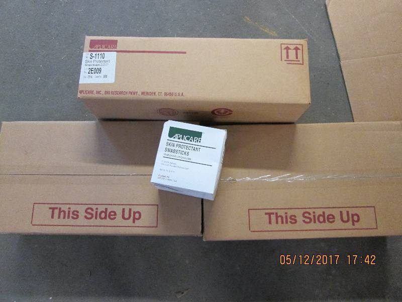 3 cases, 30 total boxes of 50 Aplic...