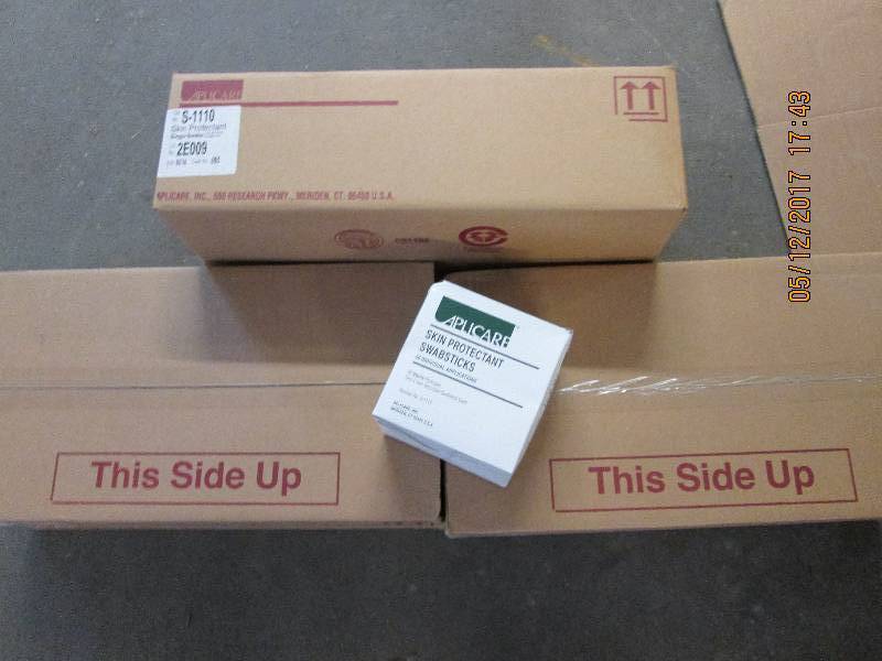 3 cases, 30 total boxes of 50 Aplic...