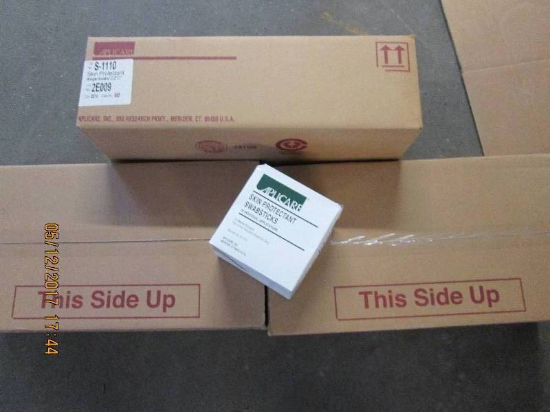3 cases, 30 total boxes of 50 Aplic...