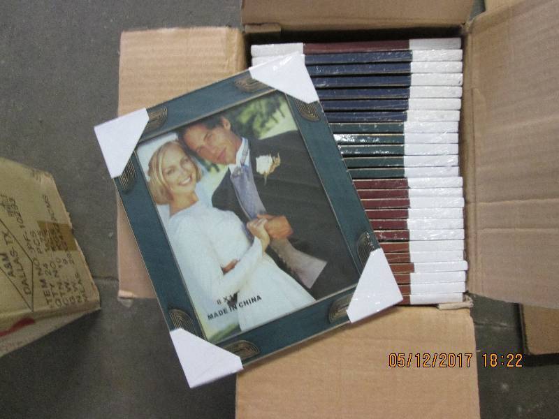Case of 24 8 x 10 picture frames, a...