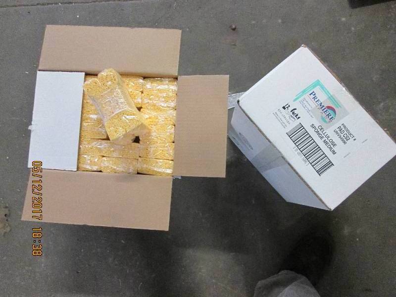 48 Premier cellulose sponges, 2 cas...