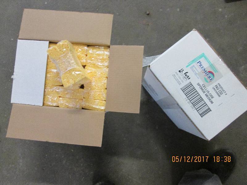 48 Premier cellulose sponges, 2 cas...