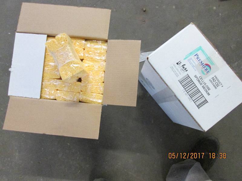 48 Premier cellulose sponges, 2 cas...