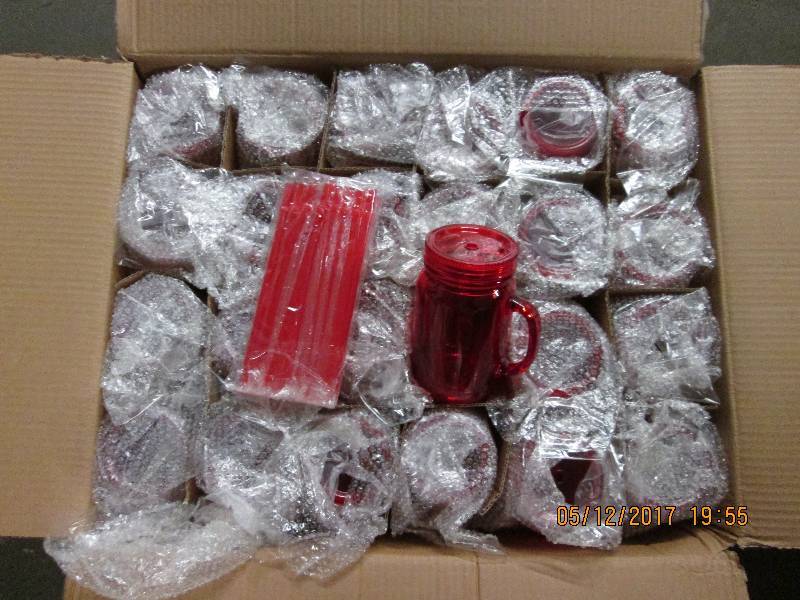 Case of 24 red plastic mason jar tu...