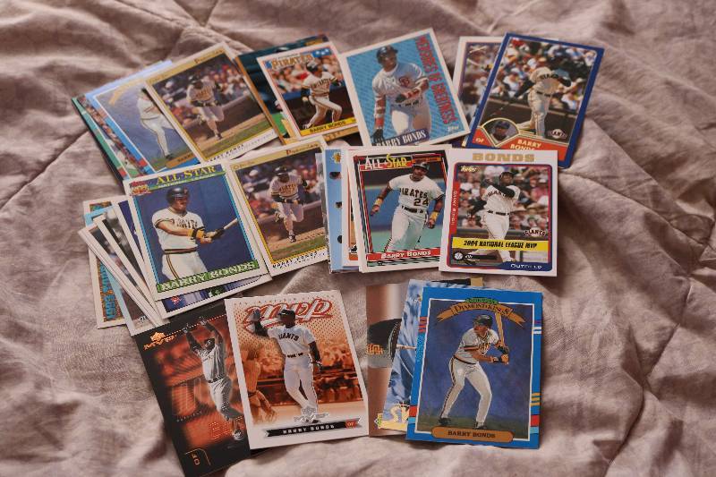 40 Barry Bonds cards...