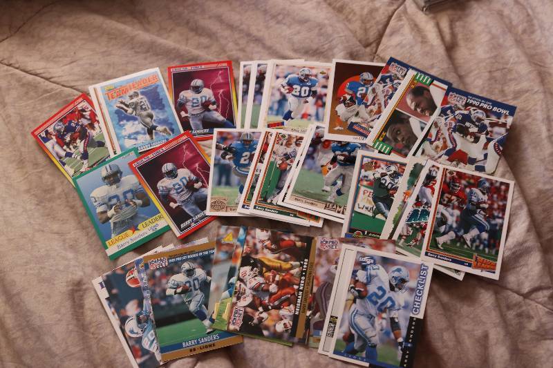40 Barry Sanders cards...