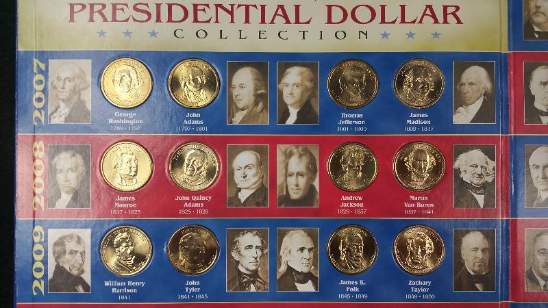 (39) Presidential Dollar Coin Collection in Album