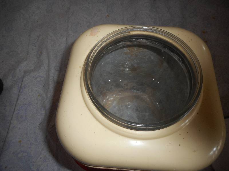ANTIQUE THERMOS