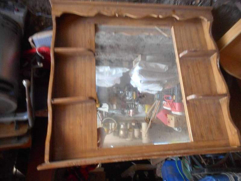 HEAD BOARD WITH MIRROR