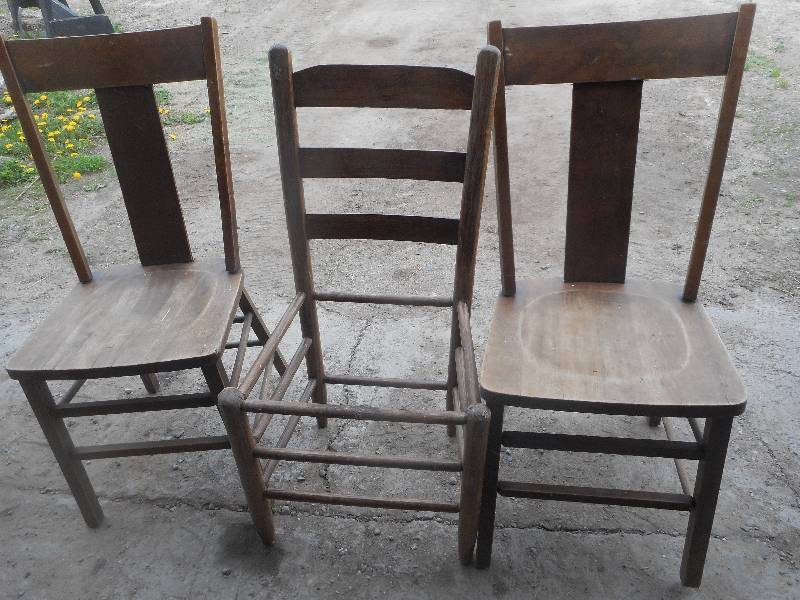 3 VINTAGE WOOD CHAIRS