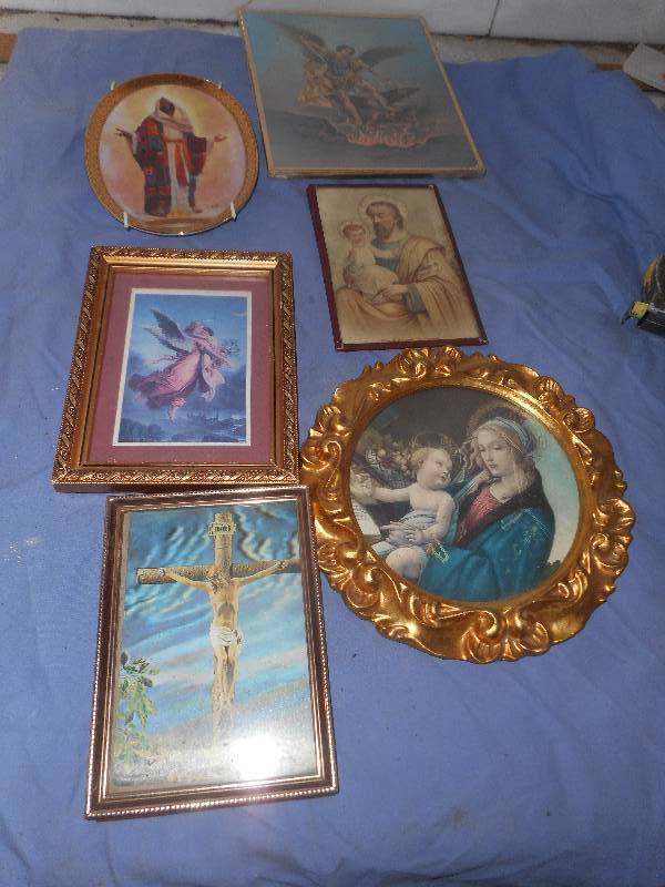 VINTAGE RELIGOUSE PICTURES