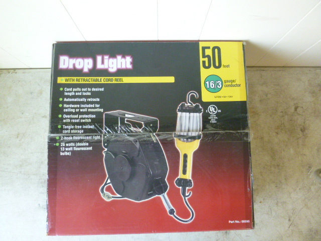 Retractable Reel Cord Drop Light