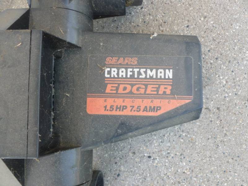 lot 20 image: Electric Lawn Edger