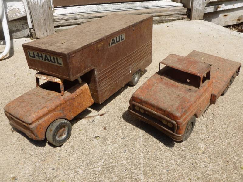 lot 27 image: Vintage Tonka