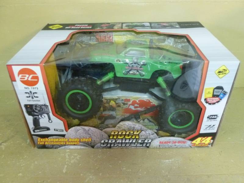 lot 40 image: Radio Control Truck