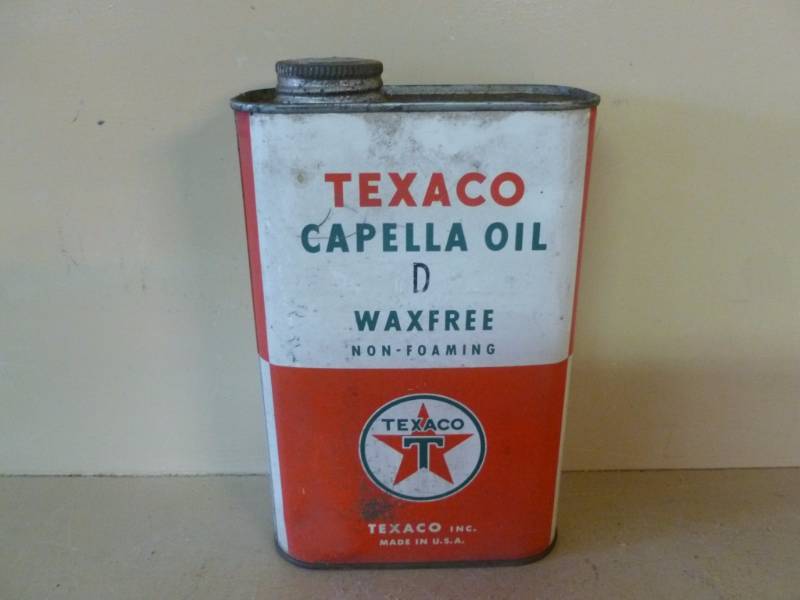 lot 68 image: Vintage Oil Can