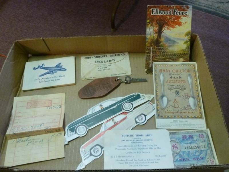 lot 90 image: Vintage Paper Items