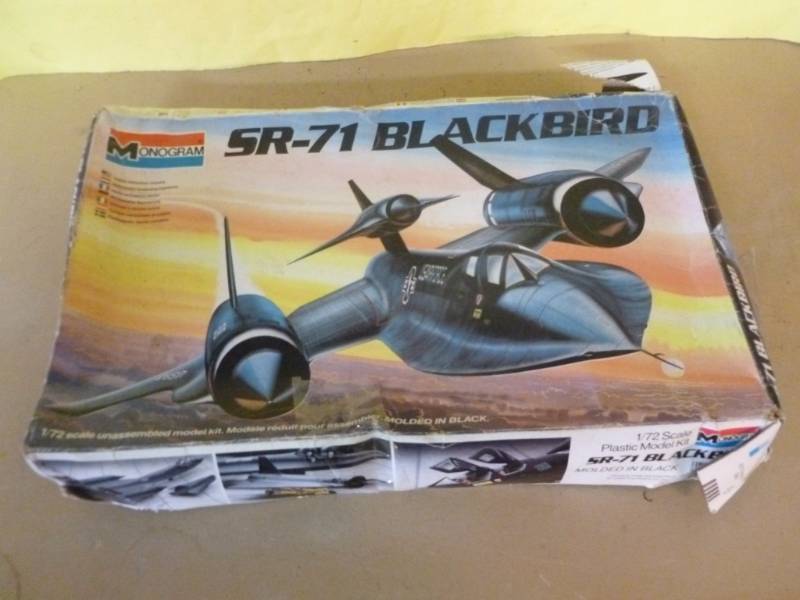 lot 98 image: New Airplane Model