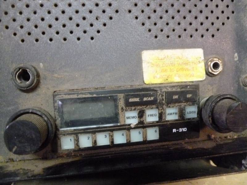 Tractor Fender Mount Radio Manannah 266 Motorized Bike, Push Mower