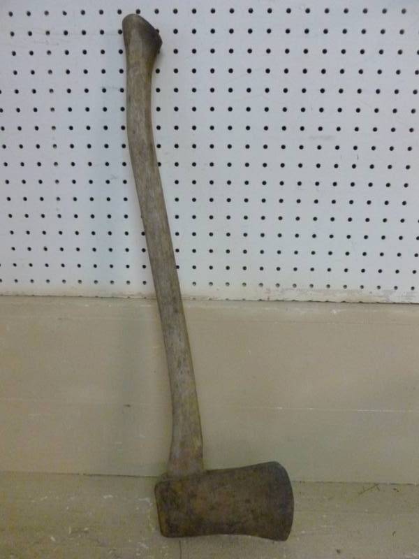 lot 105 image: Ax