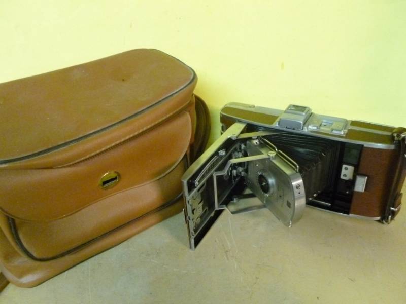 lot 116 image: Vintage Camera