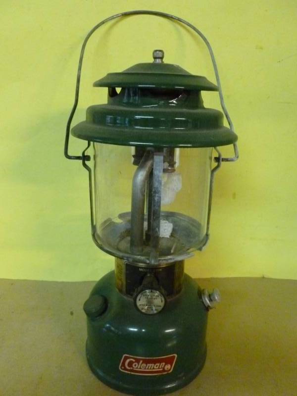 lot 122 image: Coleman Lantern