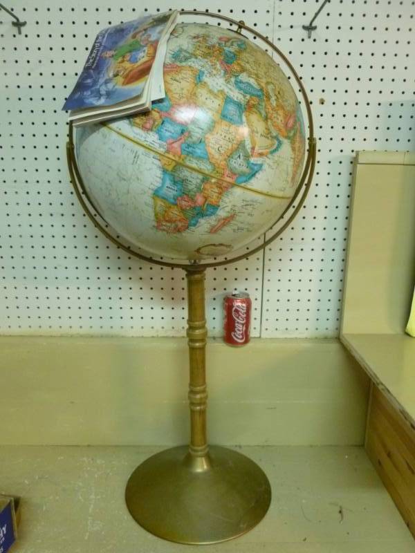 lot 151 image: World Globe
