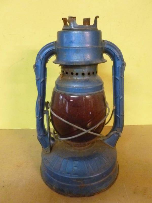 lot 163 image: Vintage Dietz