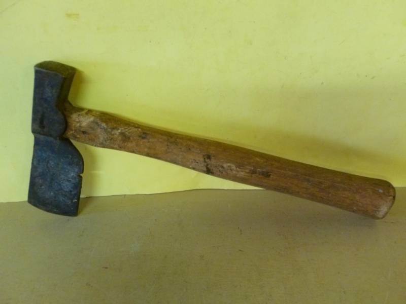 lot 215 image: Ax