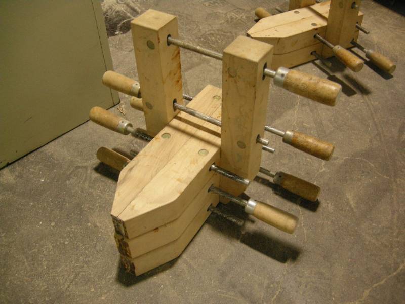 lot 53 image: 4 Jorgensen Style Clamps