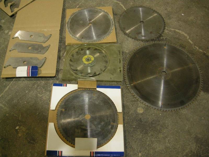 lot 66 image: Used Carbide Tipped Blades
