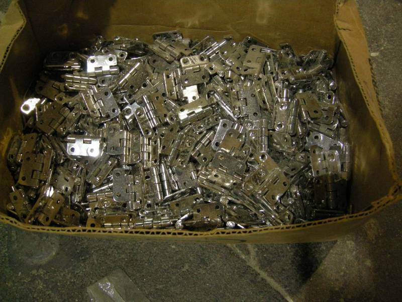 lot 68 image: GemLux Stainless Steel Hinges